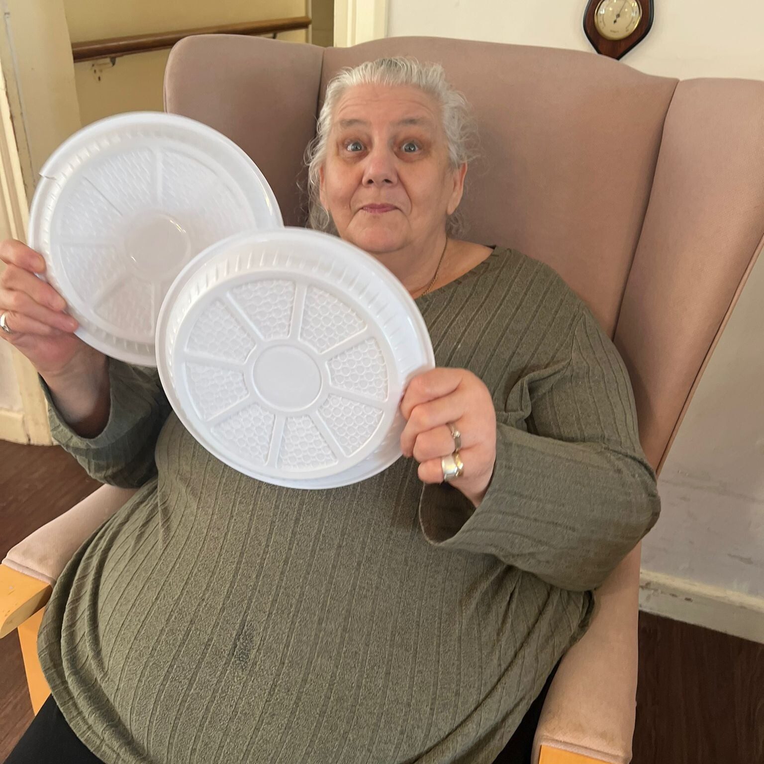 Mountside Care Home Residents Get Creative with Surplus Paper Plates