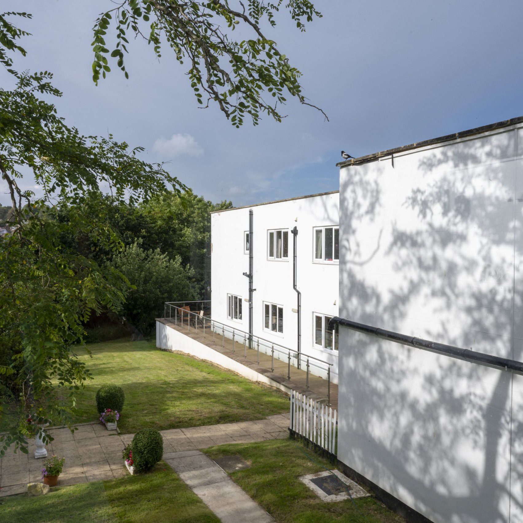 ACI | an image displaying the back gardens at Mountside