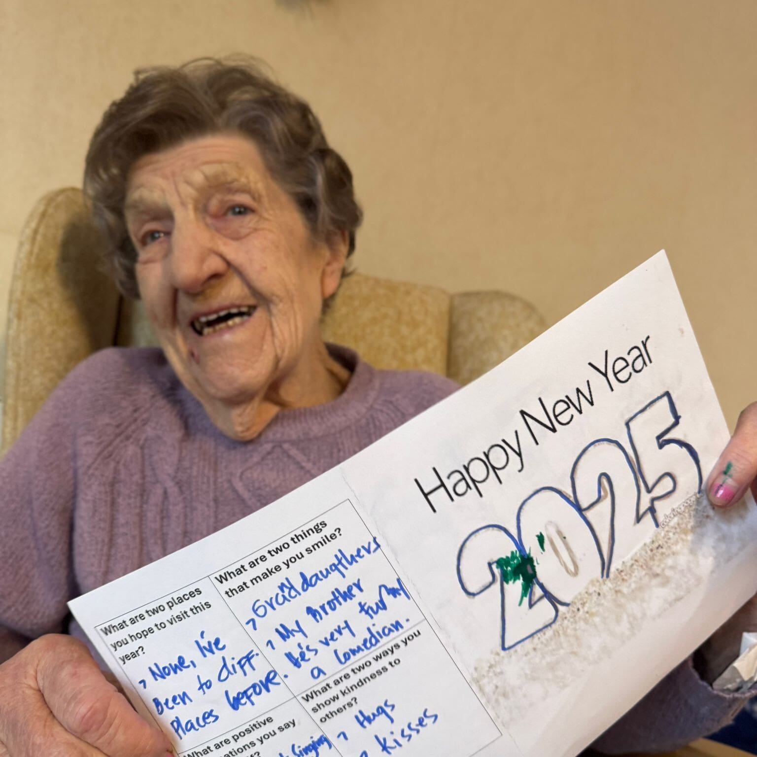 Fairways Care Home Kicks Off 2025 with a Heartwarming New Year Reflection Activity